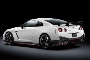 NISSAN GTR NISMO KORNCARS 3