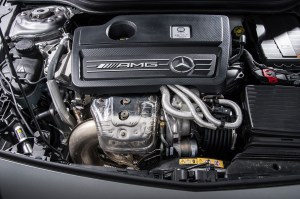 Mercedes Benz A45 AMG korncars Motor