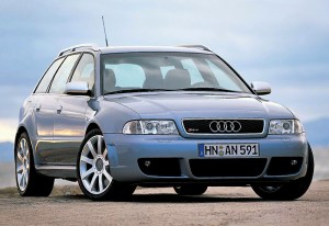 2000 Audi RS4 Avant (B5); top car design rating and specifications