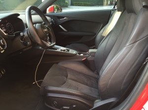 korncars-audi-tt-cabine